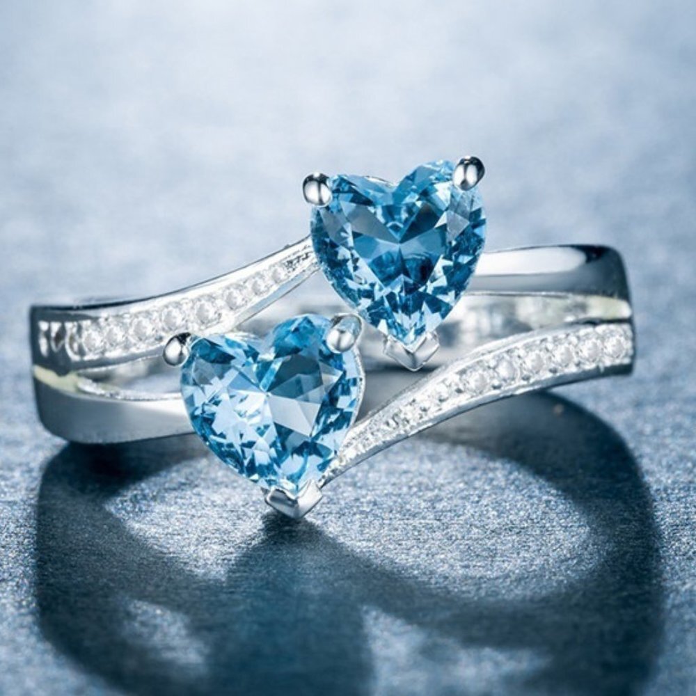 💎 925 Silver Plated Sea Blue Heart Cut Emerald Exquisite Ring, GPMB1526